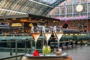 Valentine's Bubbles at St Pancras by Searcys 